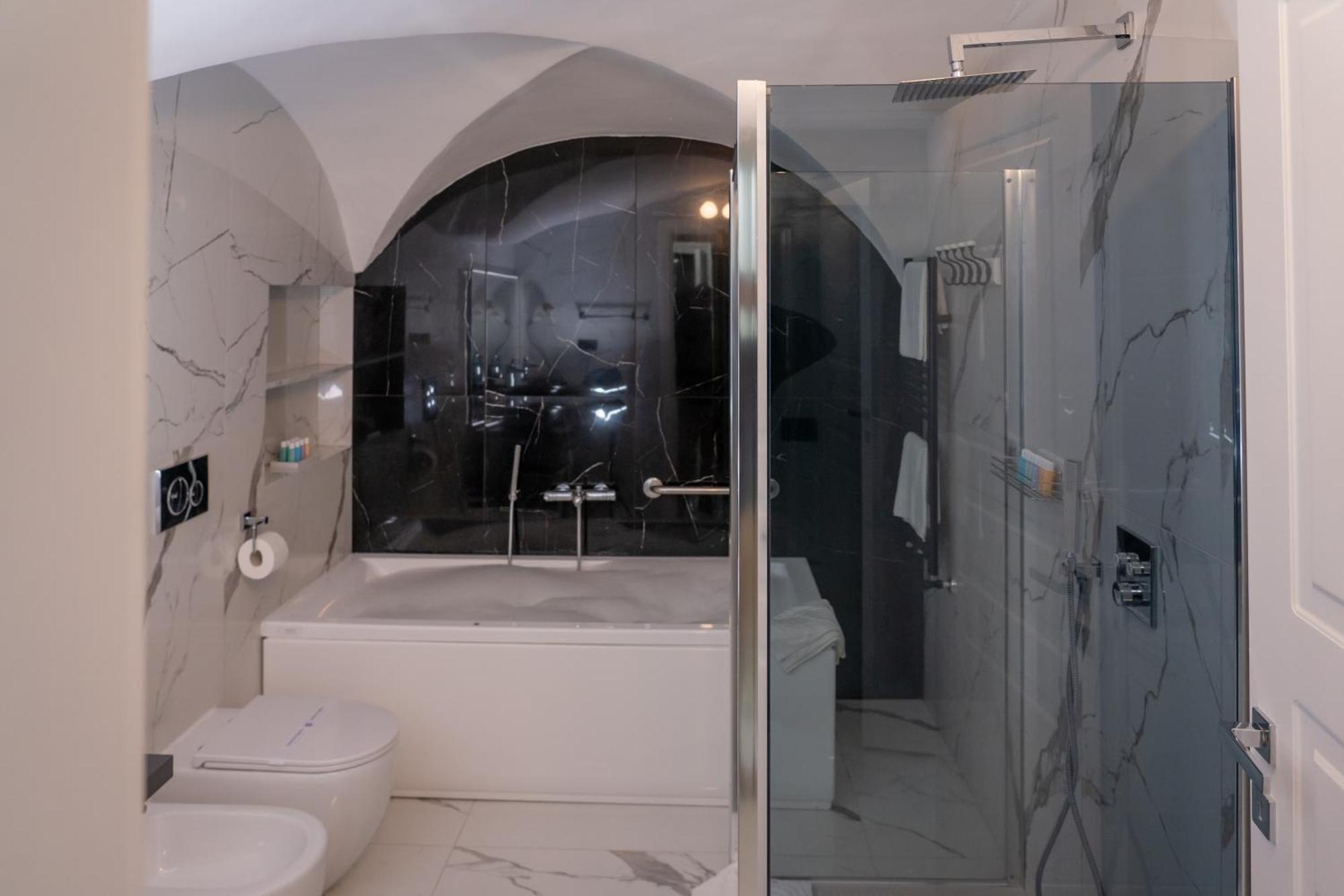 Apartment Casa Ela Genoa